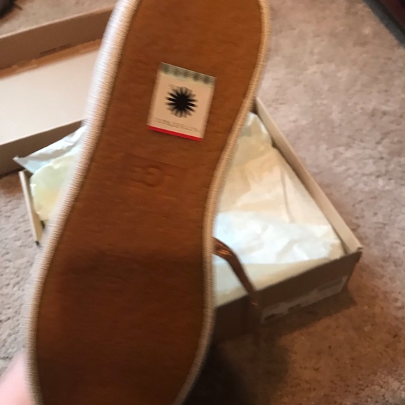 SOLD - Picture 3 of 4